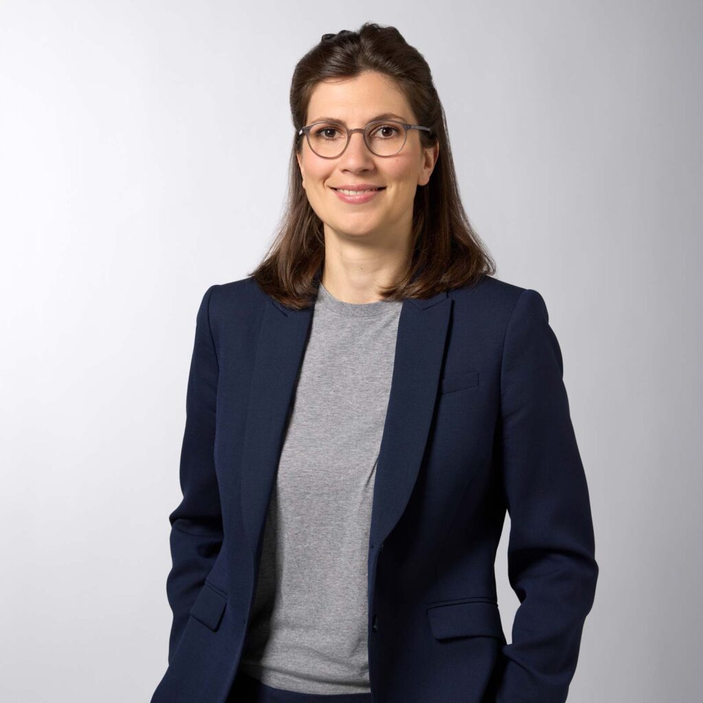 Dr. iur. Flora Stanischewski Advokatin, Fachanwältin SAV Arbeitsrecht, EMPLEA AG